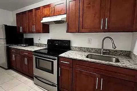 635 NW 22nd Rd, Fort Lauderdale FL 33311