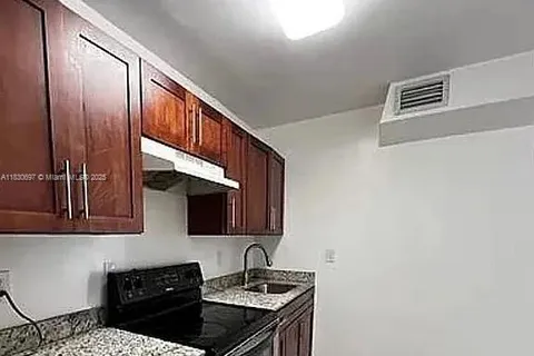 635 NW 22nd Rd, Fort Lauderdale FL 33311