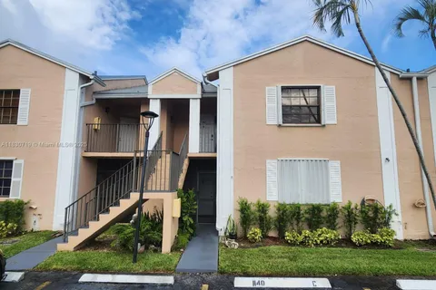 1140 Independence Trl # D, Homestead FL 33034