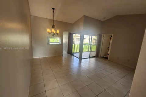 1140 Independence Trl # D, Homestead FL 33034