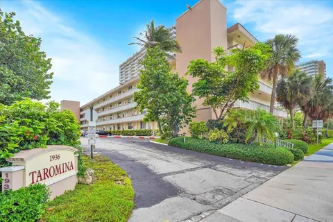 1936 S Ocean Dr # 6D, Hallandale Beach FL 33009