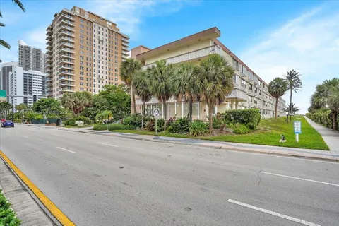 1936 S Ocean Dr # 6D, Hallandale Beach FL 33009