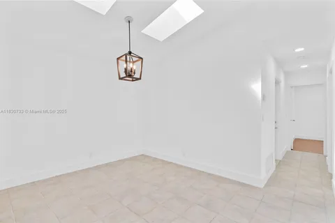 324 NW 107th Ave, Pembroke Pines FL 33026