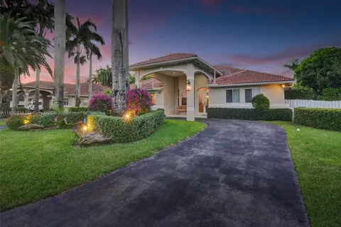 12401 SW 77th St # 12401, Miami FL 33183