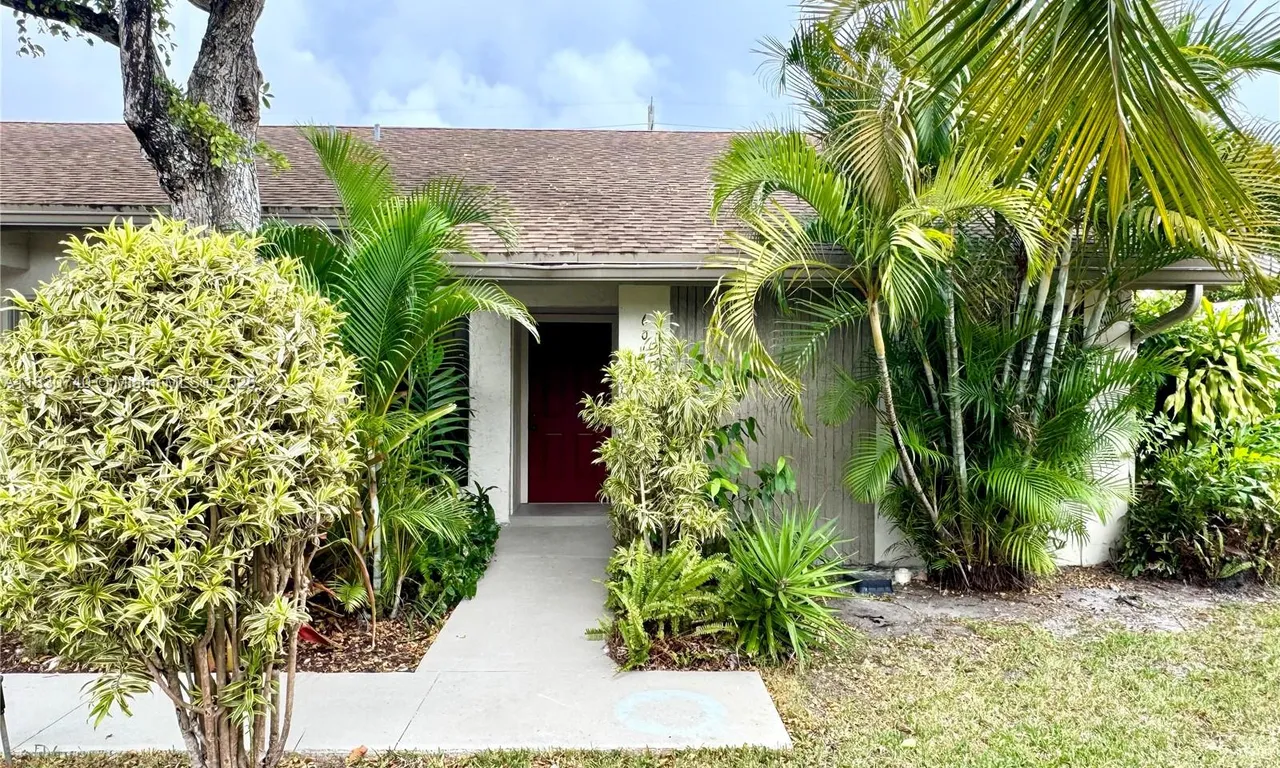 3078 S Oakland Forest Dr # 601, Oakland Park FL 33309