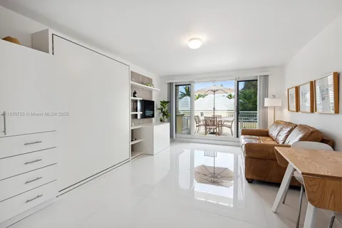 791 Crandon Blvd, Key Biscayne FL 33149