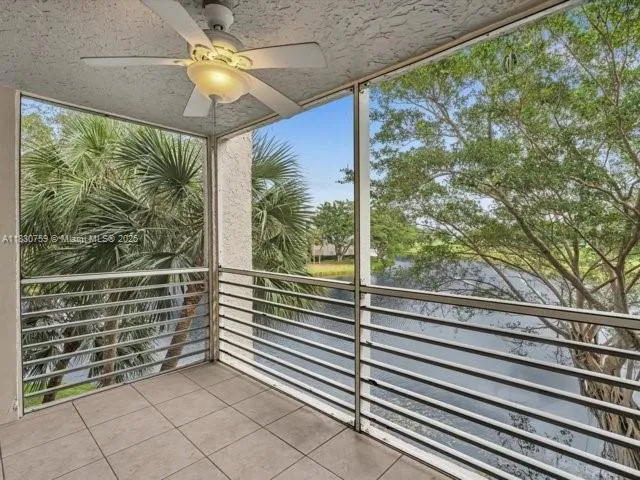 9311 Orange Grove Dr # 301, Davie FL 33324