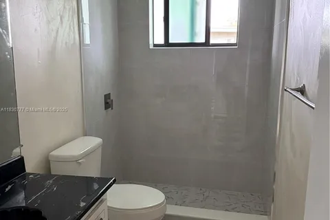 1110 NW 86th Ter, Pembroke Pines FL 33024