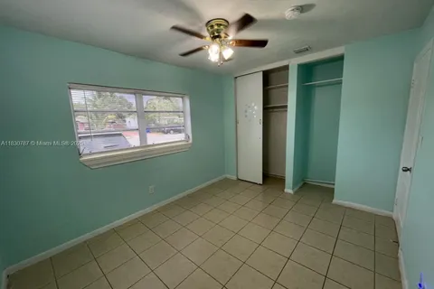 6433 SW 22nd St, Miramar FL 33023