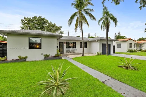 1940 Funston St, Hollywood FL 33020