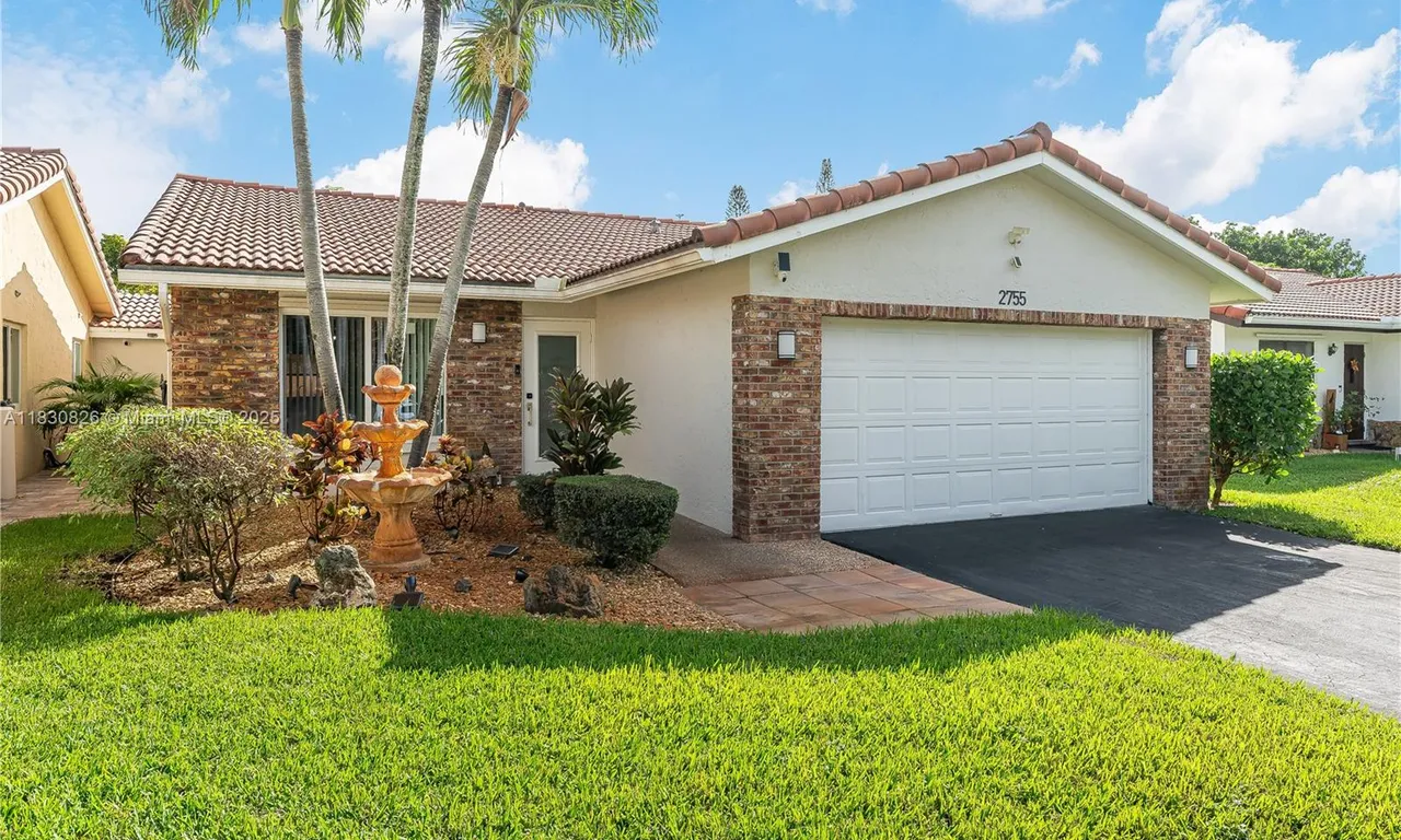 2755 NW 92nd Ave, Coral Springs FL 33065