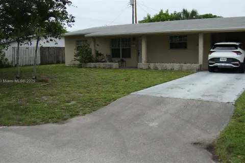 1500 NE 33rd Ct, Pompano Beach FL 33064
