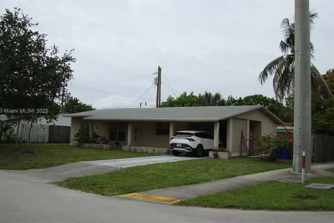 1500 NE 33rd Ct, Pompano Beach FL 33064