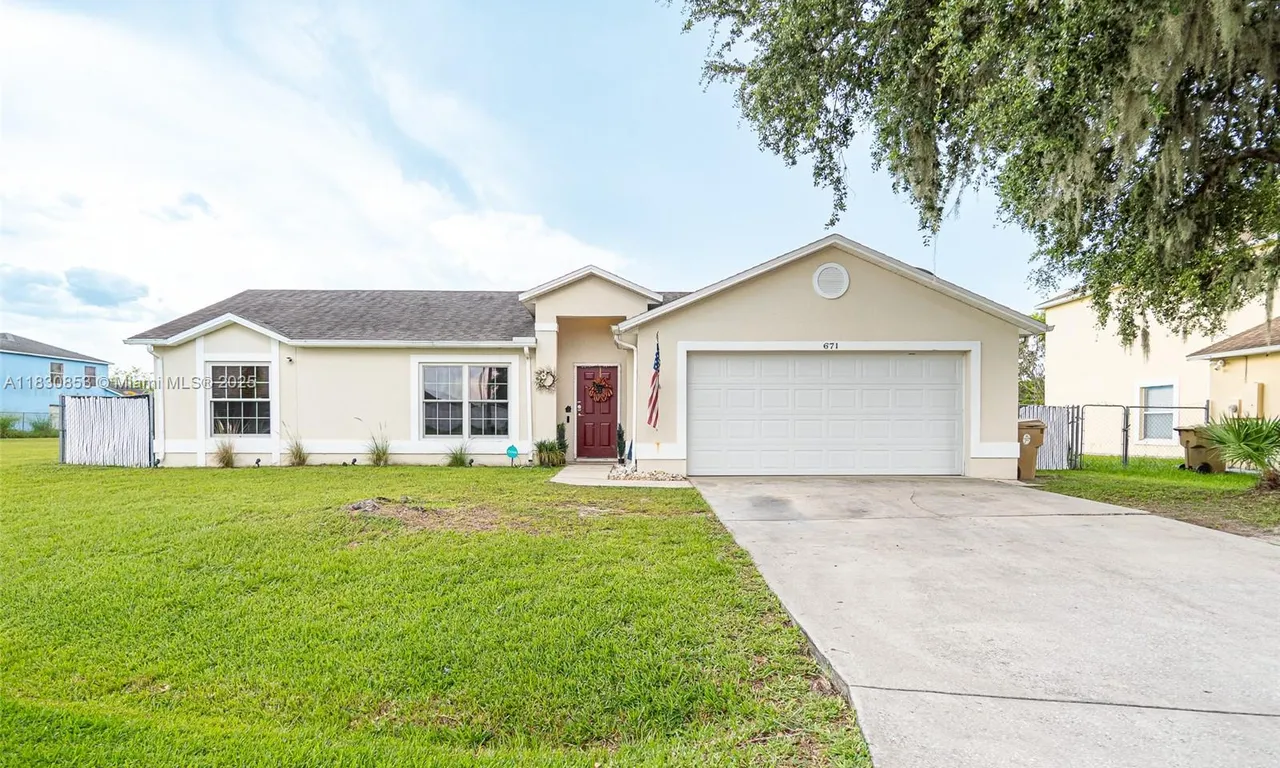 671 REGENCY WAY, Other City - In The State Of Florida FL 34758