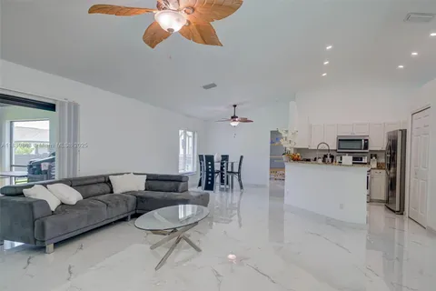 3039 NW 6TH CT, Cape Coral FL 33993