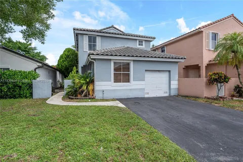18481 NW 22nd St, Pembroke Pines FL 33029
