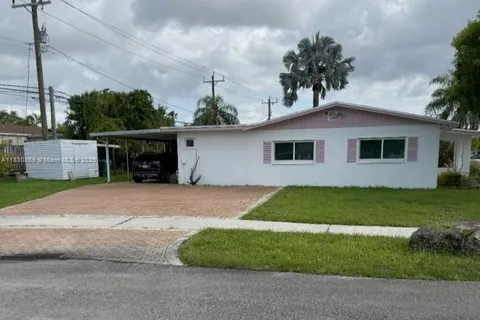 1650 SW 71st Pl, Miami FL 33155