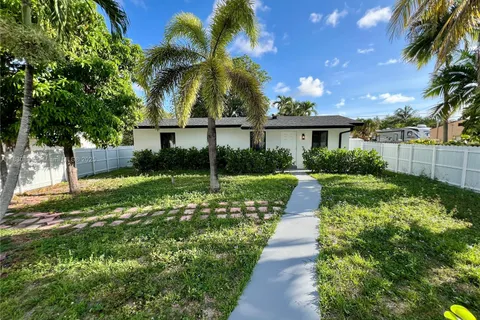1921 Harding St # B, Hollywood FL 33020