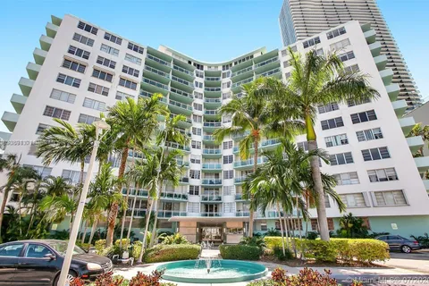 3301 NE 5th Ave # 1106, Miami FL 33137
