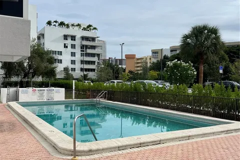 250 180th Dr # 205, Sunny Isles Beach FL 33160