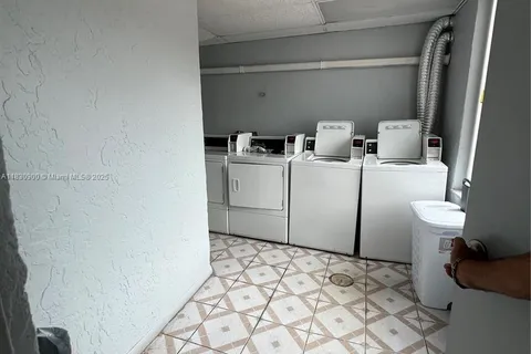 250 180th Dr # 205, Sunny Isles Beach FL 33160