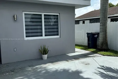 11631 SW 179th Ter, Miami FL 33157