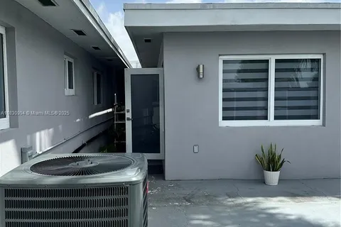 11631 SW 179th Ter, Miami FL 33157
