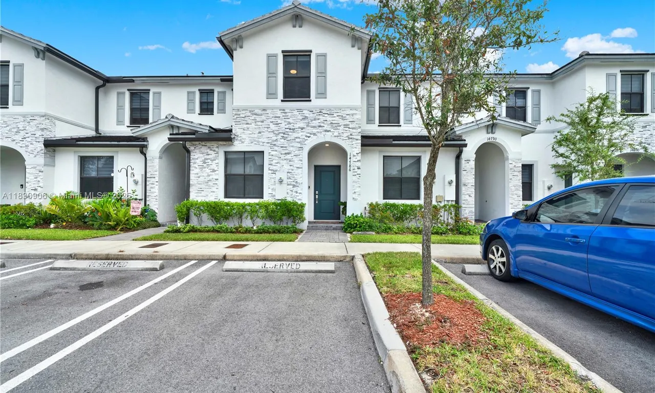 14786 SW 183rd Ter, Miami FL 33187