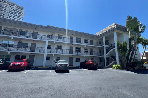 4143 N Ocean Blvd # 303, Fort Lauderdale FL 33308
