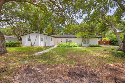 16412 SW 74th Ct, Palmetto Bay FL 33157