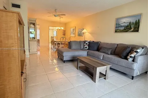 2340 SW 22nd Ave # 316, Delray Beach FL 33445