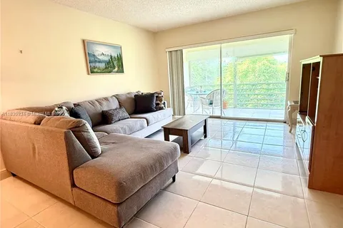 2340 SW 22nd Ave # 316, Delray Beach FL 33445