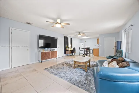 600 NW 99th St, Miami FL 33150