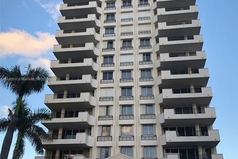 6422 Collins Ave # 501, Miami Beach FL 33141