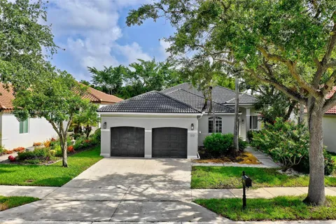 1212 Camellia Ln, Weston FL 33326