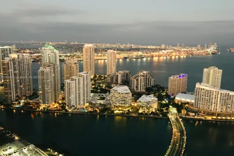 950 Brickell Bay Dr # 5308, Miami FL 33131