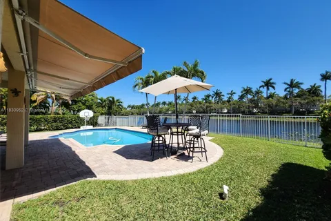 3844 Falcon Ridge Cir # 1, Weston FL 33331