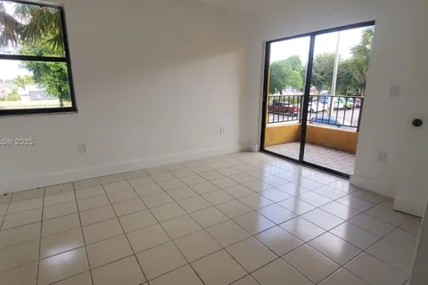 530 NW 114th Ave # 202, Sweetwater FL 33172