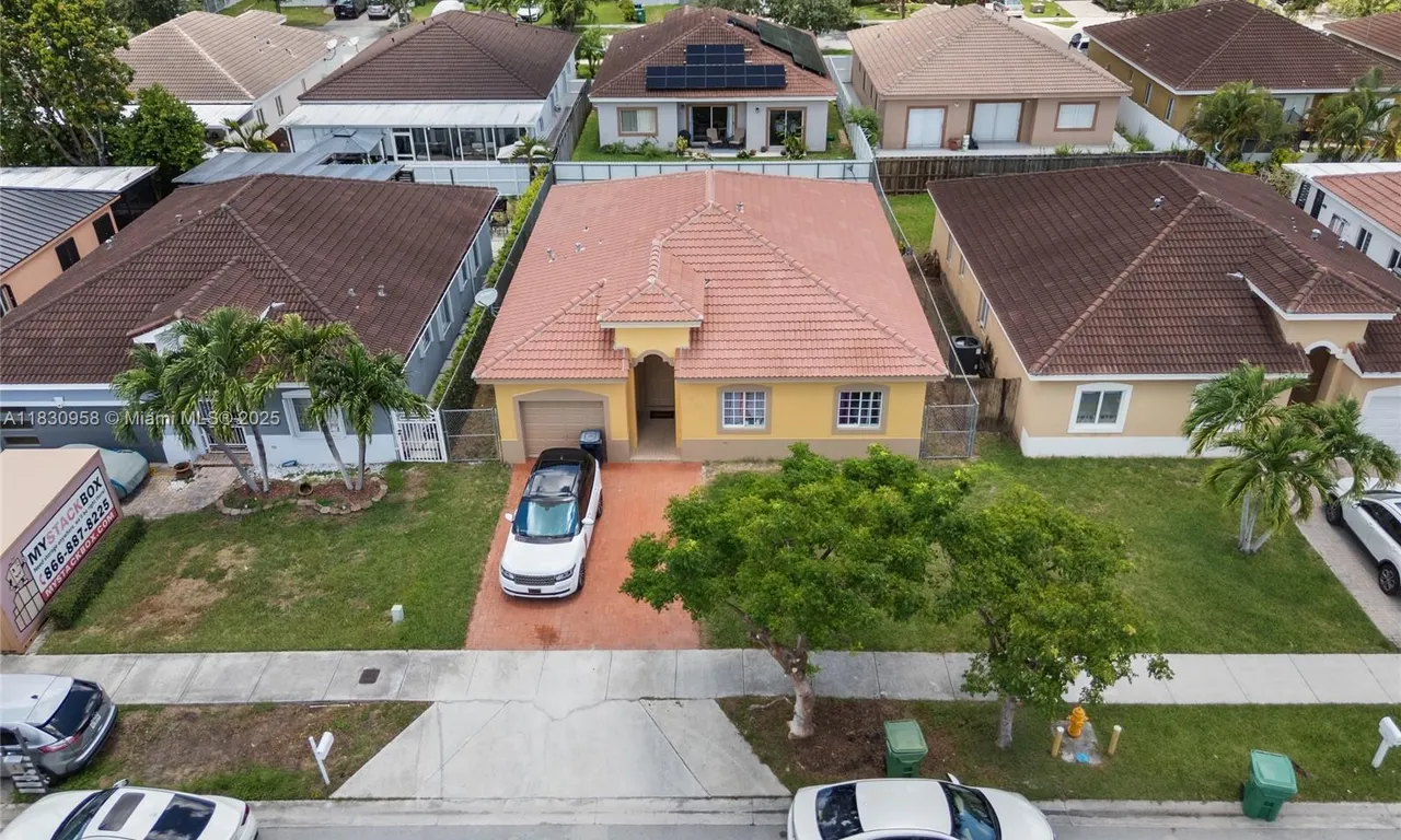 10821 SW 229th St, Miami FL 33170