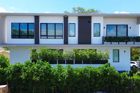 1003 NE Little River, Miami FL 33138