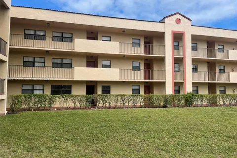 3396 Foxcroft Rd # 308, Miramar FL 33025