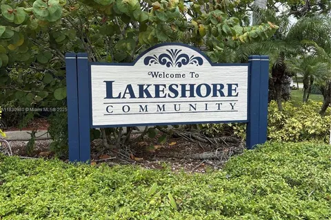 889 Hamilton Dr # 889H, Homestead FL 33034