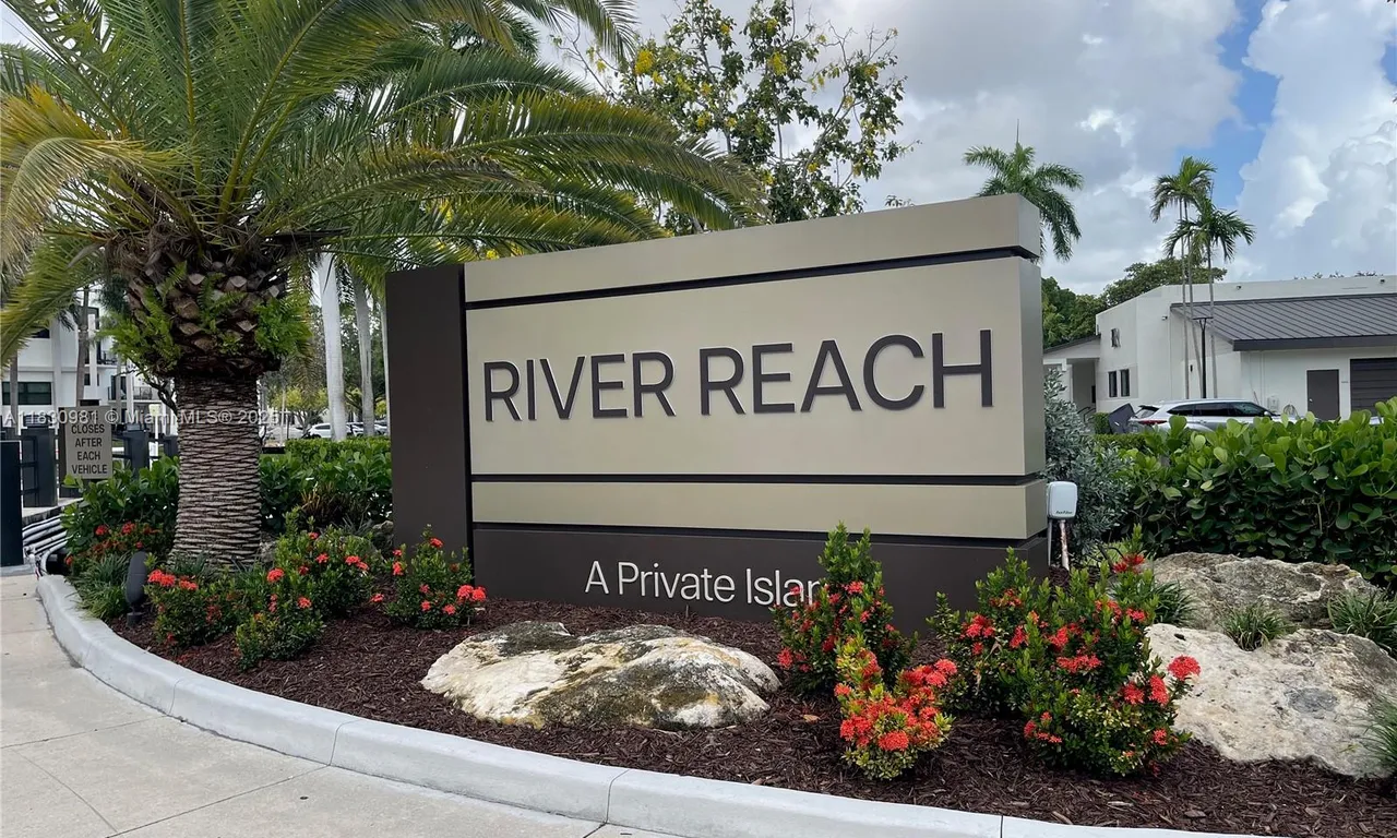 1201 River Reach Drive # 207, Fort Lauderdale FL 33315