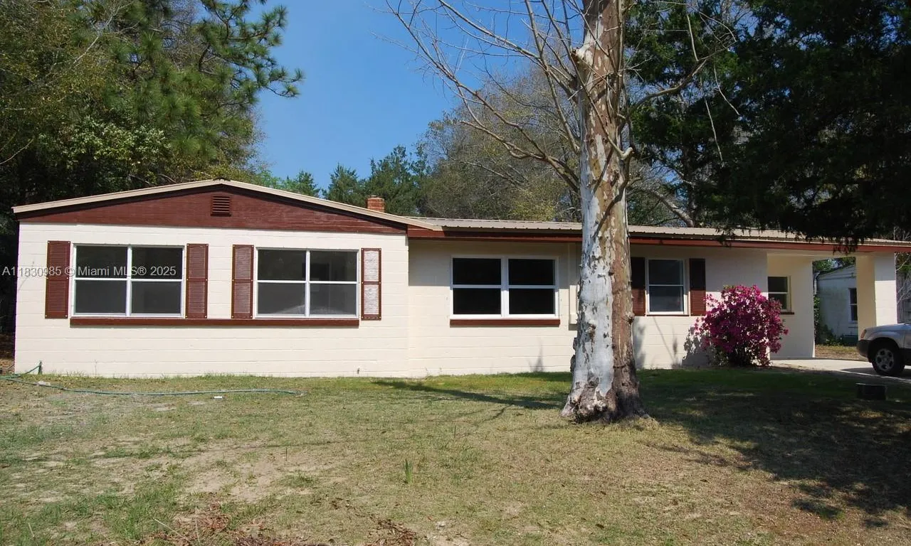 330 Lincoln Ave, Other City - In The State Of Florida FL 32580