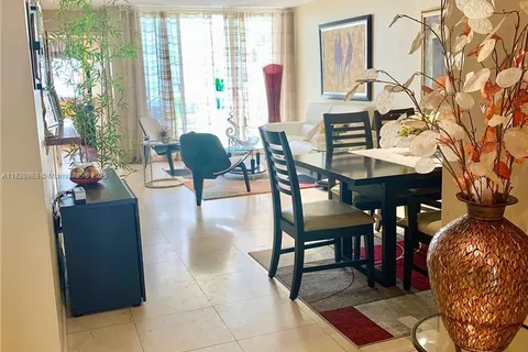 4670 NW 97th Ct # 91, Doral FL 33178
