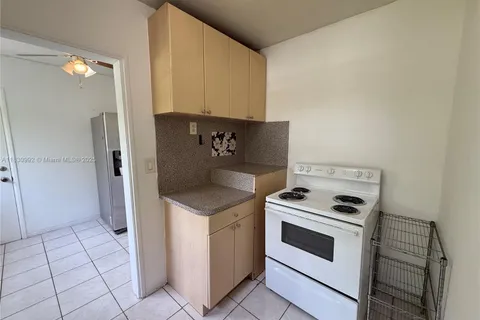 518 Santander Ave # 3, Coral Gables FL 33134