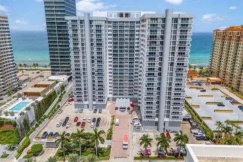 2030 S Ocean Dr # 216, Hallandale Beach FL 33009