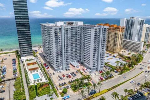 2030 S Ocean Dr # 216, Hallandale Beach FL 33009