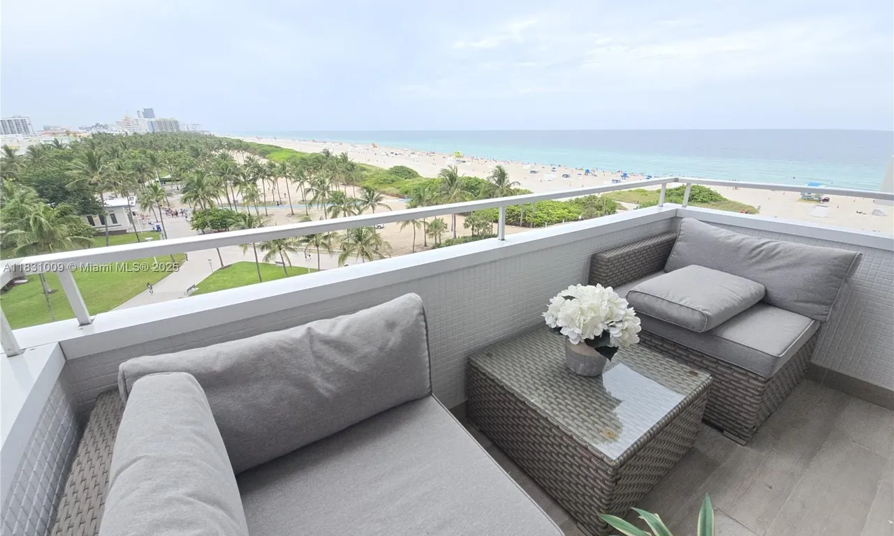 465 Ocean Dr # 821, Miami Beach FL 33139