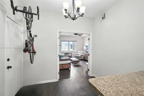 725 14th Pl # 7, Miami Beach FL 33139